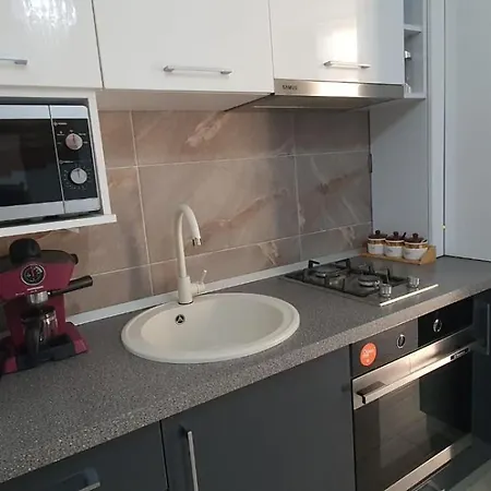 Alezzi Luxury Apartament Prima Linie La Mare Apartamento