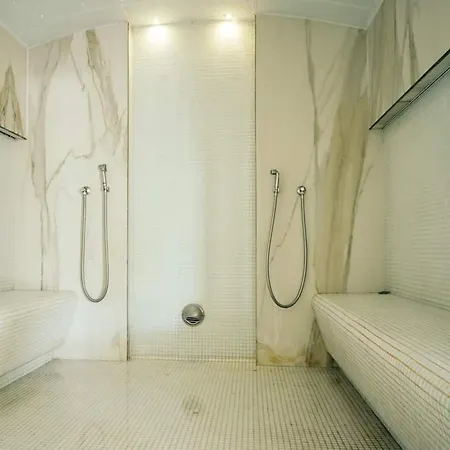 Apartamento Alezzi Luxury Apartament Prima Linie La Mare Năvodari