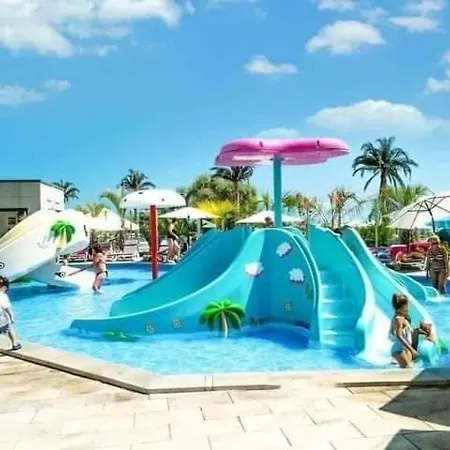 Alezzi Luxury Apartament Prima Linie La Mare Appartement *